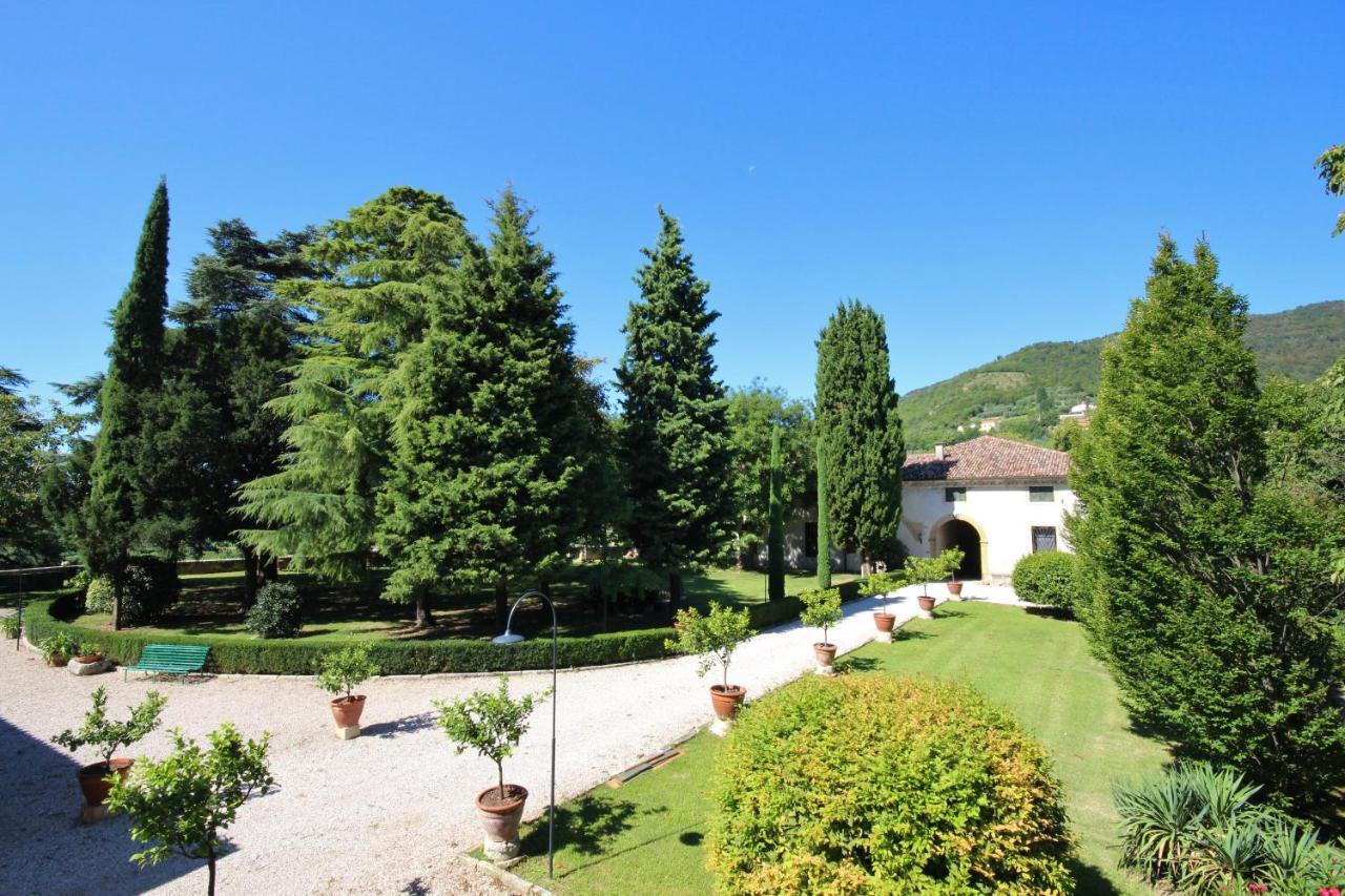 Il Castello Villa Barbarano Vicentino Exteriör bild
